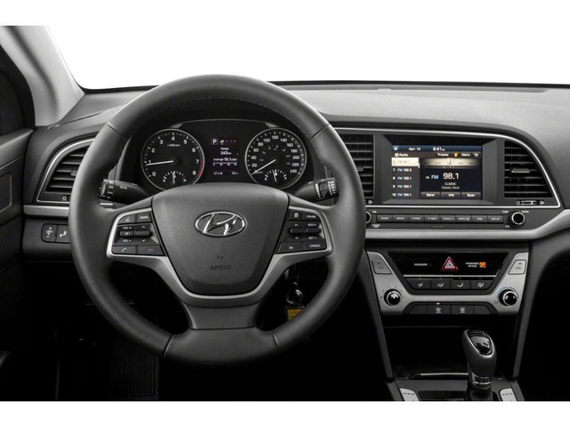 2017 Hyundai Elantra GL dans Autos et camions  à Thunder Bay - Image 4