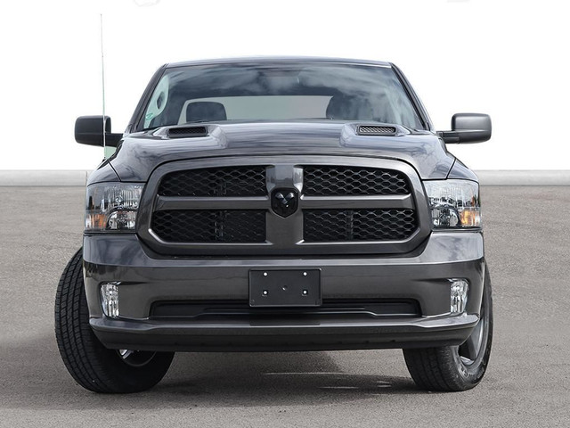 2023 Ram 1500 Classic EXPRESS in Cars & Trucks in Rimouski / Bas-St-Laurent - Image 2