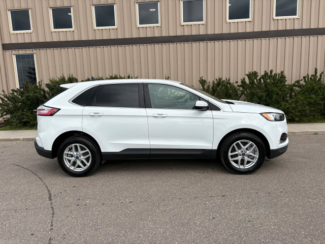 2022 Ford Edge SEL AWD only 23.055km in Cars & Trucks in Calgary