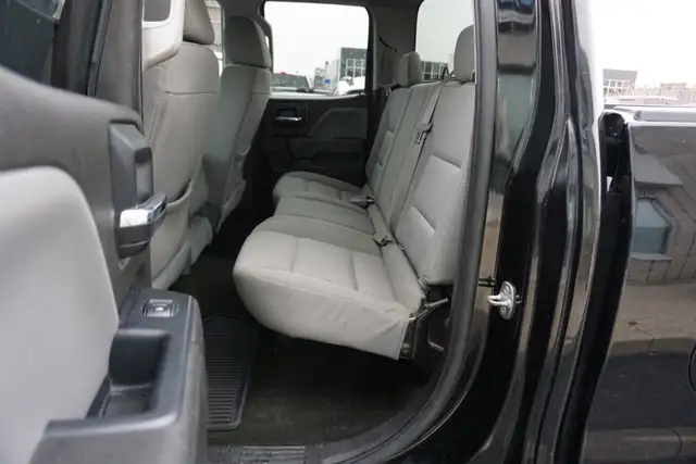 2016 GMC Sierra 1500 in Cars & Trucks in Oakville / Halton Region - Image 16