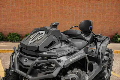 2023 CAN-AM OUTLANDER MAX XT 700 700CC-BLACK! in ATVs in Red Deer - Image 10