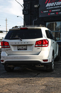 Just Arrived On Trade In!!! GT Trim All Wheel Drive 7 Seater Back-Up Camera Financing Available! SAF... (image 6)