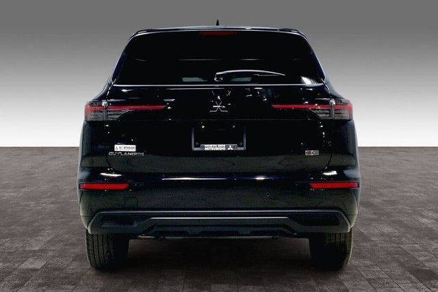 2025 Mitsubishi Outlander ES S-AWC in Cars & Trucks in Edmonton - Image 4