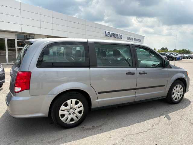2015 Dodge Grand Caravan SE/SXT in Cars & Trucks in Markham / York Region - Image 4