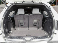 This Dodge Durango has a dependable ERC 3.6L Pentastar(TM) VVT V6 engine w/ESS engine powering this... (image 7)