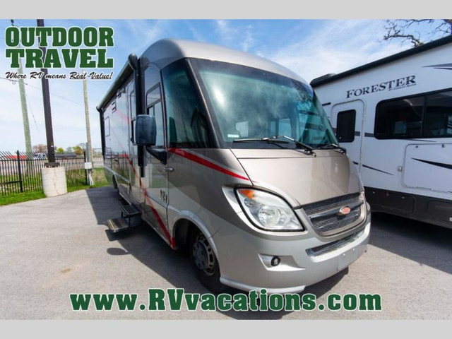 2010 Winnebago VIA 25T in RVs & Motorhomes in Hamilton - Image 2