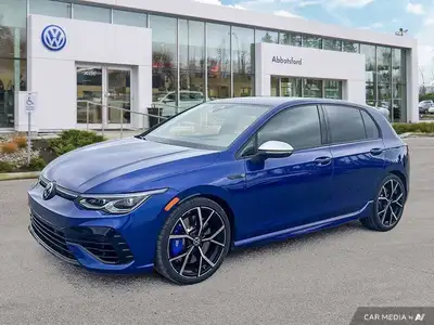 This Volkswagen Golf R delivers a Intercooled Turbo Premium Unleaded I-4 2.0 L/121 engine powering t...