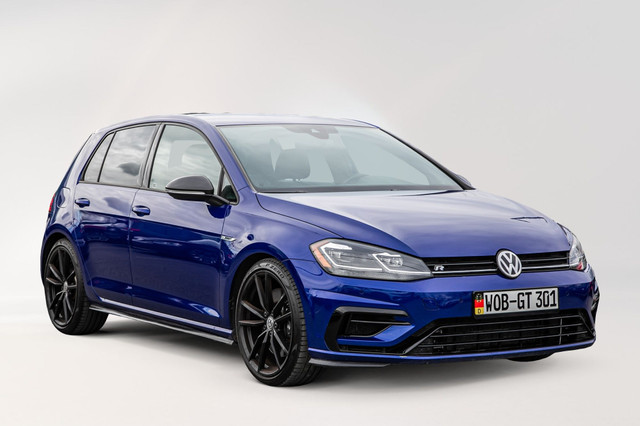 2019 Volkswagen Golf R Carbon Pack | Driving Assistance | Manuel in Cars & Trucks in Longueuil / South Shore - Image 3