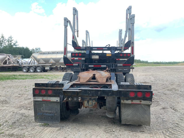 2015 BWS B-TRAIN LOG TRAILER / AIR RIDE / 6 BUNKS 8FT 6 INCH in Heavy Equipment in Barrie - Image 4