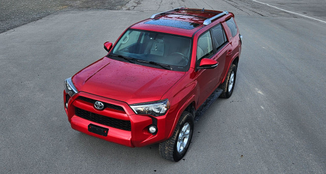 2016 Toyota 4Runner SR5 in Cars & Trucks in Ottawa