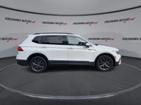 Engine: Turbo Gas 4cyl 2.0L L/100Km City: 10.6 L/100Km Hwy: 8.0 Safety Equipment Electronic Stabilit... (image 8)