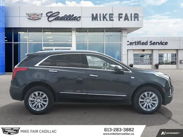 2019 Cadillac XT5 AWD,heated front seats,remote start,power l... dans Autos et camions dans Ottawa - Image 7