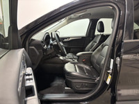 Introducing the 2023 Ford Escape Platinum, a sophisticated SUV designed for those who seek luxury an... (image 6)