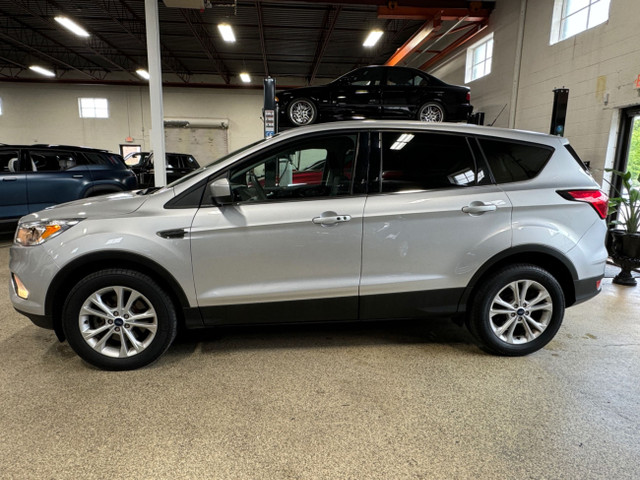 2019 Ford Escape SE 4WD - BLUETOOTH - BACKUP CAMERA - KEYLESS ST in Cars & Trucks in Mississauga / Peel Region - Image 2