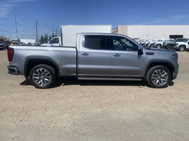 2023 GMC Sierra 1500 Denali in Cars & Trucks in Edmonton - Image 11