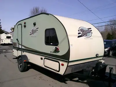 2016 Forest River R-POD RP179, Poids: 2649 LBS / 1202 KG Remorque de voyage de Forest River de très...