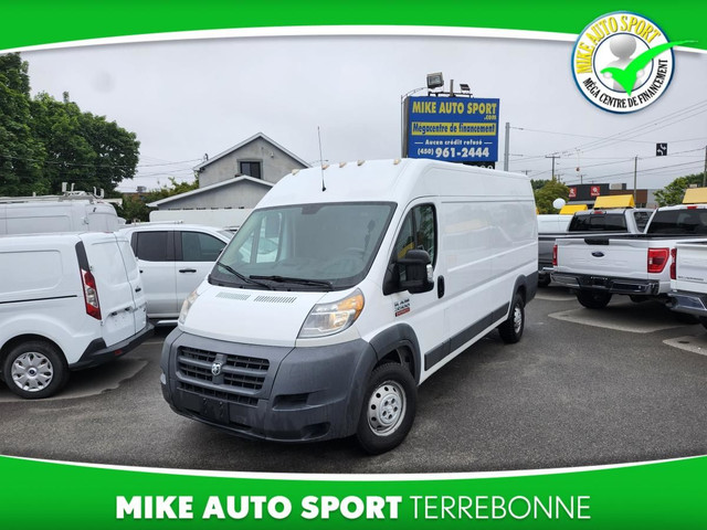 RAM ProMaster fourgonnette utilitaire 3500 rallongé toit élevé 1 in Cars & Trucks in Laval / North Shore