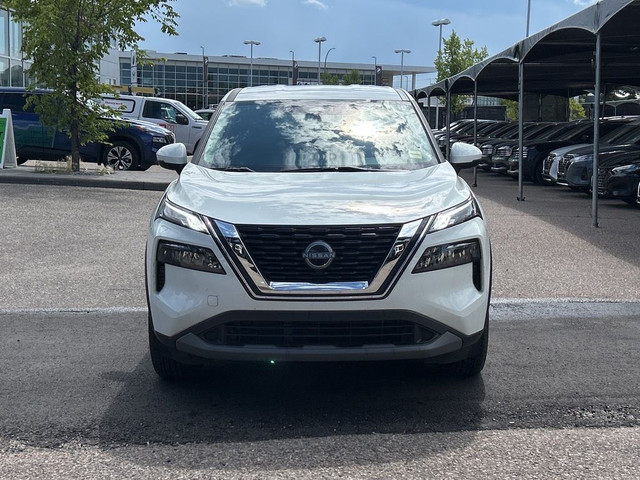2023 Nissan Rogue AWD S - HEATED SEATS / LOW KM'S in Cars & Trucks in Calgary - Image 2