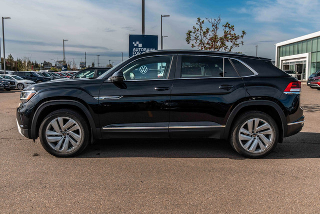 2021 Volkswagen Atlas Cross Sport 3.6 FSI Highline in Cars & Trucks in Calgary - Image 3