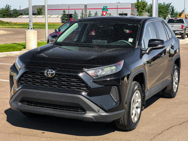 2022 Toyota RAV4 LE in Cars & Trucks in Lethbridge - Image 3