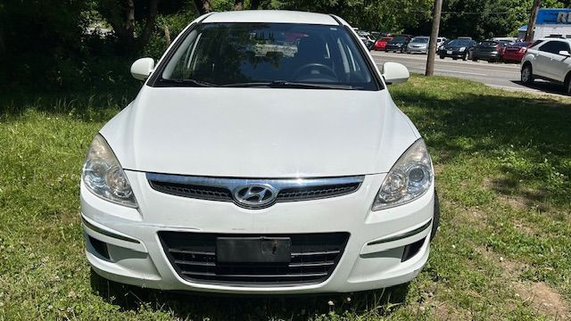 2011 Hyundai Elantra Touring GL in Cars & Trucks in Oakville / Halton Region