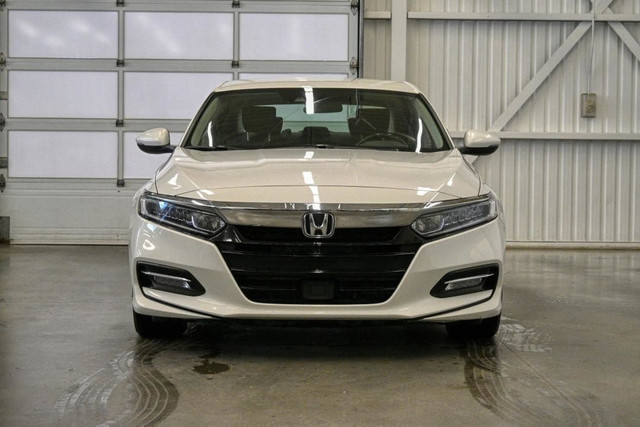 2019 Honda Accord Hybrid  caméra, sièges chauffants, Bluetooth in Cars & Trucks in Sherbrooke - Image 2