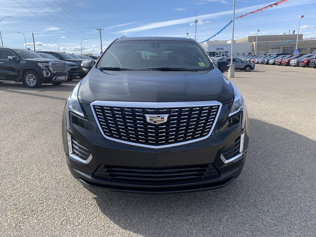 2021 Cadillac XT5 Luxury LEATHER INTERIOR | REAR VISION CAMER... in Cars & Trucks in Medicine Hat - Image 2