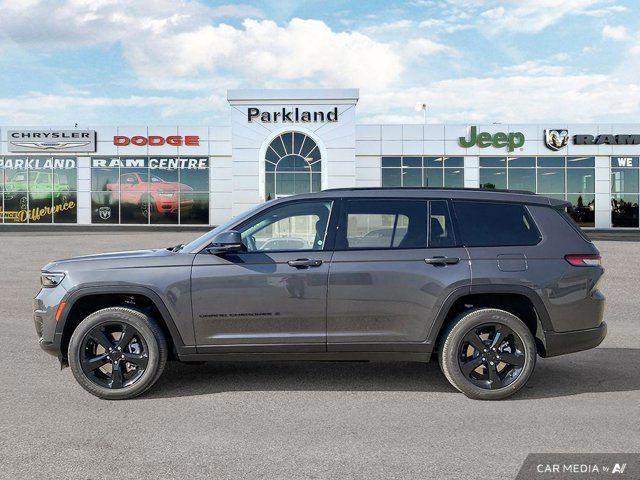 2025 Jeep Grand Cherokee L Altitude 4x4 Sunroof Nav Capable in Cars & Trucks in St. Albert - Image 2