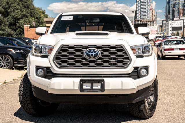 2022 Toyota Tacoma 4x4 Double Cab Auto | BACK-UP CAMERA | HEATED in Cars & Trucks in Mississauga / Peel Region - Image 3