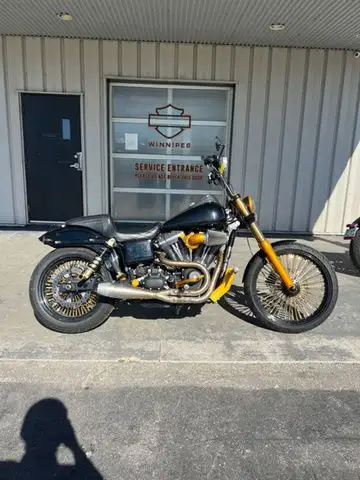 2016 Harley-Davidson Dyna FXDB - Street Bob in Street, Cruisers & Choppers in Winnipeg - Image 2