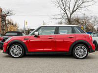 KEY POINTS & FEATURES Recent addition to MINI Toronto's carefully selected Pre-Owned Inventory! Acci... (image 2)