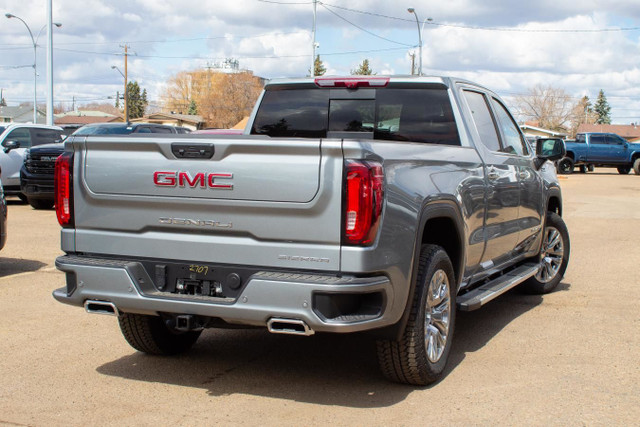 2025 GMC Sierra 1500 Denali Crew 4WD in Cars & Trucks in Edmonton - Image 4