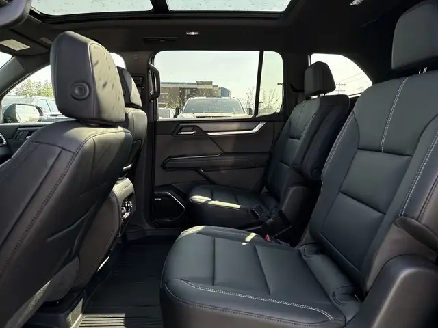 2026 GMC Acadia Elevation in Cars & Trucks in Edmonton - Image 18