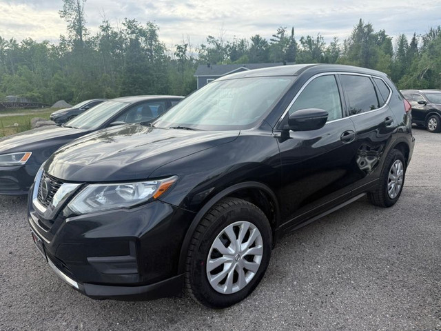 2018 NISSAN ROGUE S | AWD | CLEAN CARFAX in Cars & Trucks in Barrie