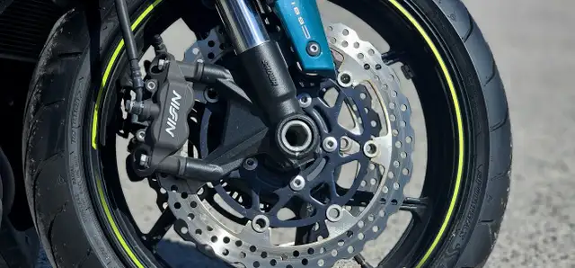 2021 Kawasaki NINJA ZX-6R | $0 Down, EVERYONE APPROVED! in Sport Bikes in Calgary - Image 10