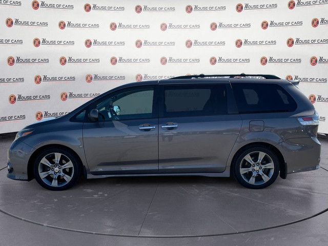  2015 Toyota Sienna 5dr SE 8-Pass FWD/ Bluetooth/ Heated Seats/L in Cars & Trucks in Calgary - Image 2