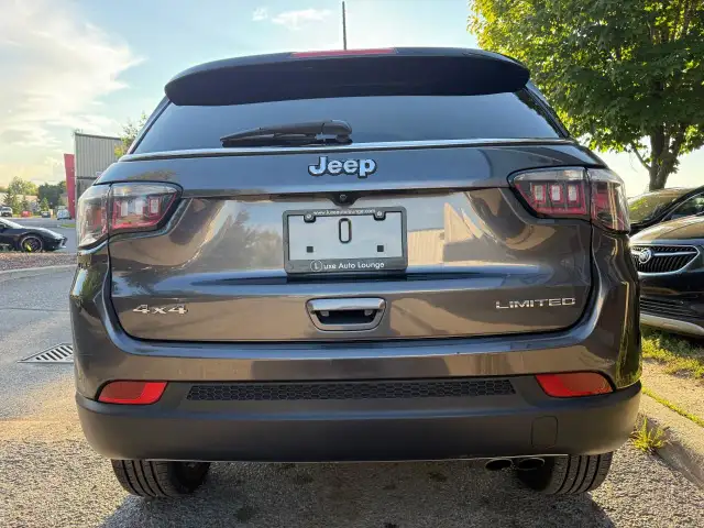 2017 Jeep Compass LIMITED 4x4 | LEATHER | CARPLAY | REMOTE START in Cars & Trucks in Ottawa - Image 9