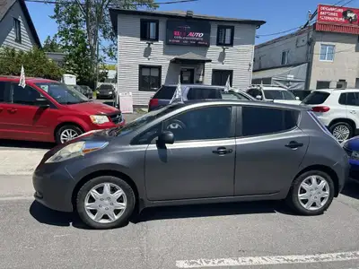 Tres beau NISSAN LEAF 2013 ELECTRIC IMPECABLE - Automatique avec 184527 km . Une Belle auto ayant re...
