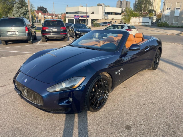 2011 Maserati GranTurismo 2011 Gran Turismo convertible 4.7 L in Cars & Trucks in City of Toronto - Image 2