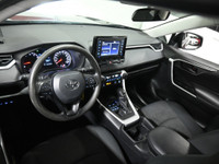 Cash Price: $27,995 Finance Price: $25,995 Apple Carplay, Android Auto, Heated Seats, Blindspot Assi... (image 9)