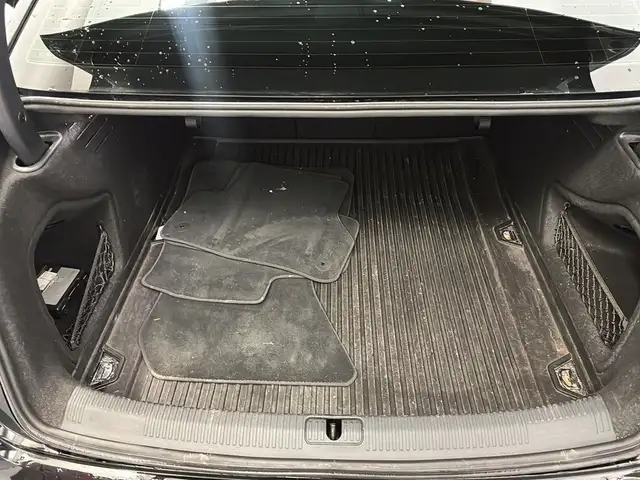 2017 Audi A4 Premium 2L Turbo Cuir Sunroof Carplay AWD in Cars & Trucks in Laval / North Shore - Image 11