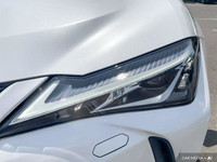 KBB.com Best Resale Value Awards. Only 32,000 Miles This Lexus UX delivers a Gas/Electric I-4 2.0 L/... (image 9)