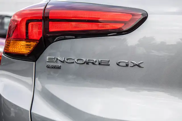 2023 Buick Encore GX Preferred * AWD * Camera de Recule * Mags A in Cars & Trucks in City of Montréal - Image 9