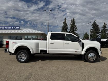 2025 Ford F-450 SUPER DUTY PLATINUM DRW w/FX4, PRO PWR, MNRF & M in Cars & Trucks in Edmonton - Image 2