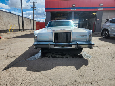 1979 Lincoln Continental Coupe W Moonroof
