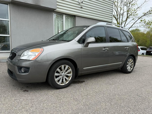 Kia Rondo EX 2011 in Cars & Trucks in Mississauga / Peel Region