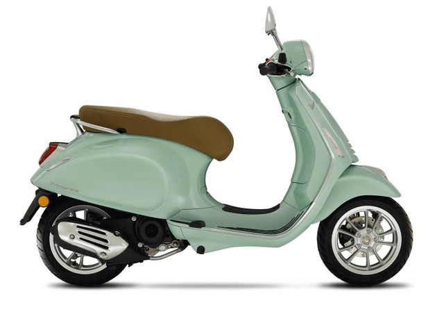 2023 Vespa Primavera 150 ABS in Scooters & Pocket Bikes in Laurentides - Image 4