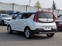 Check out this 2021 Kia Soul EX before someone takes it home! * This Kia Soul is a Bargain with Thes... (image 5)