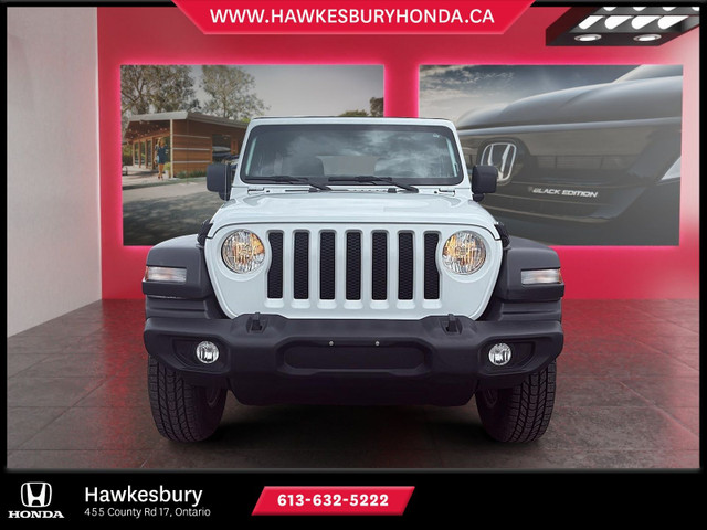 2023 Jeep Wrangler Sport S 4 portes 4x4 for sale in Cars & Trucks in Ottawa - Image 2