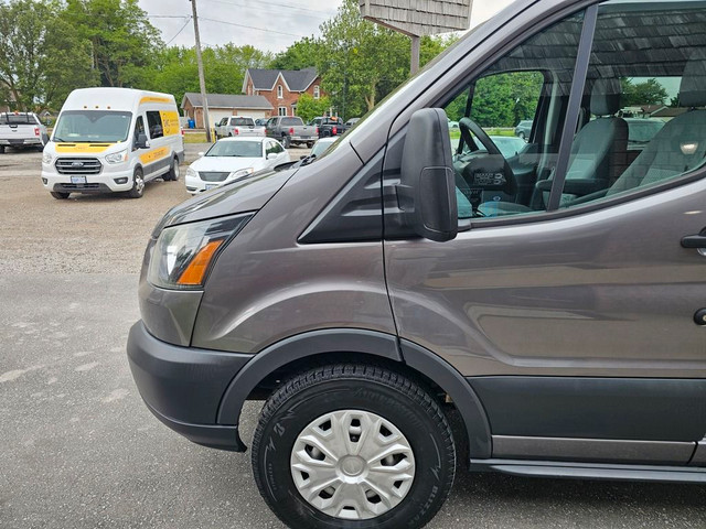 2015 Ford Transit T-350 148 Low Roof XL, 12 Passenger in Cars & Trucks in Chatham-Kent - Image 2